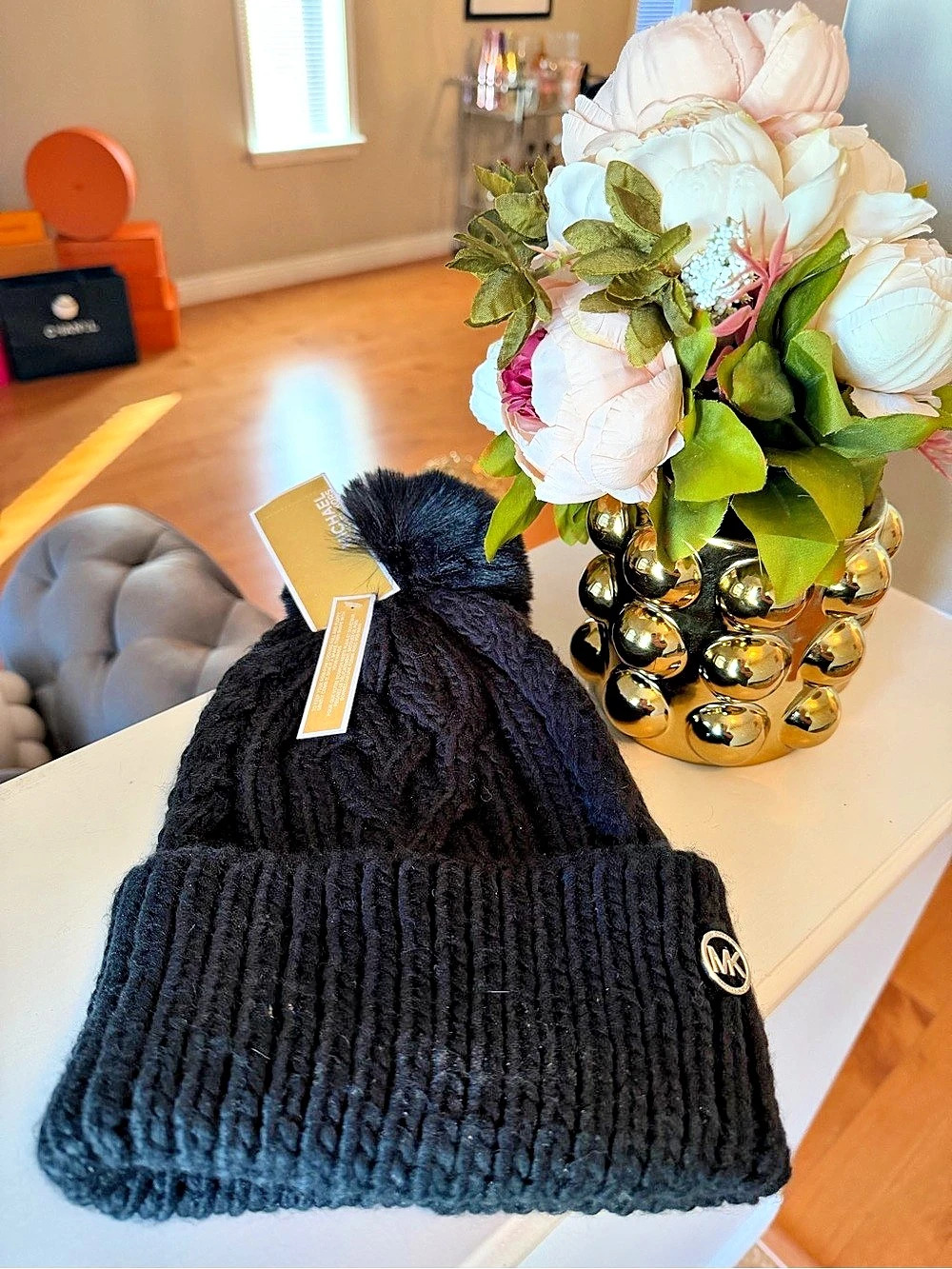 NWT Michael Kors Cable Knit Pom-Pom Beanie Black